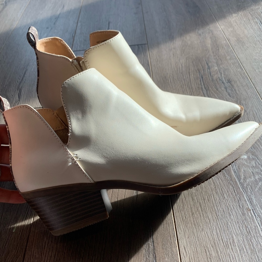 Time and Tru Women’s Bootie